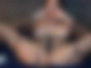 Live cam show with LauraColor - White on liverealitysex.com | brazil