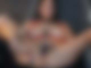 Live cam show with LauraColor - Blowjob on Camsoda