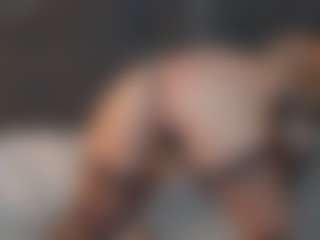Live cam show with LauraColor - Blowjob Mature on Camsoda