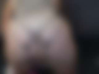 LauraColor's Live Sex Cam Show
