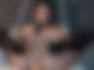 Live-Cam-Show mit LauraColor - Amateur MILF auf Camsoda