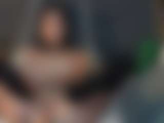 Live cam show with LauraColor - Green Eyes on Camsoda