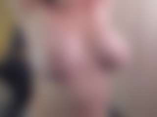 Live cam show with FernandaDiaz05 - Ebony Fetish on Milfs Live