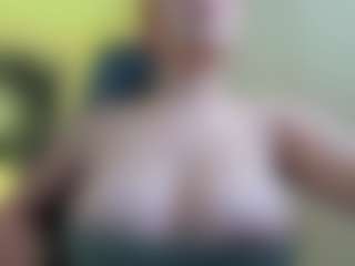 Live cam show with FernandaDiaz05 - Ebony on Camsoda | colombia