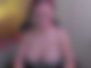 Live cam show with FernandaDiaz05 - Red Hair on Dare Cams