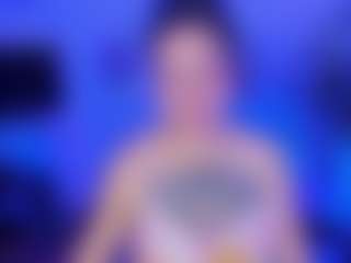 Live cam show with kim-alissa - Milk on xfollow cams