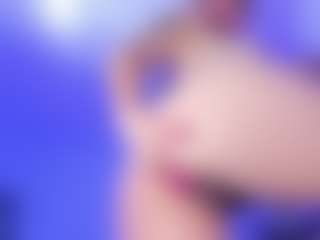 Live cam show with kim-alissa - Tease on StripNow