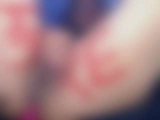 Live cam show with kim-alissa - Upskirt on 1on1-livenow