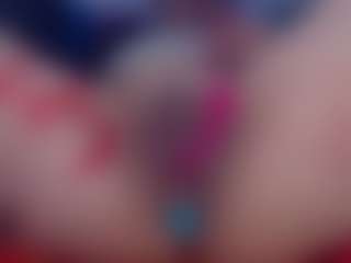 Live cam show with kim-alissa - Mature Toys on liverealitysex.com