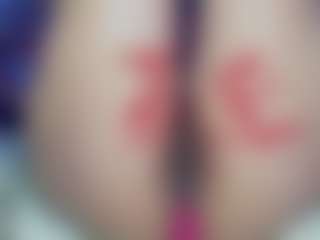 Live cam show with kim-alissa - Upskirt on xxxlivecams.org