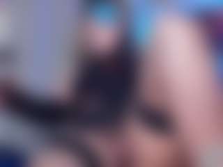 Live cam show with shopia-foxx - HD on Camsoda