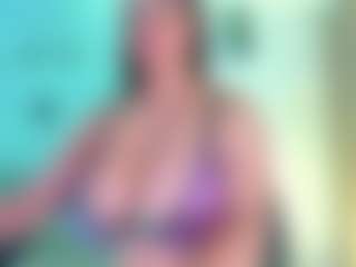 Live cam show with SinthiaCollins - Mature on instabang