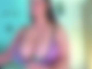 Live cam show with SinthiaCollins - Mature on eurowanks.com