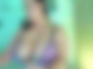 Live cam show with SinthiaCollins - Mature on eurowanks.com