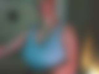 Live cam show with SinthiaCollins - Mature on SmokeAndPoke