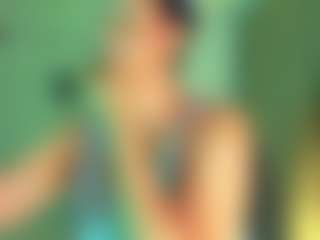 Live cam show with SinthiaCollins - Middle Aged on CamwithHer