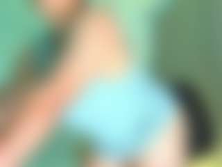 Live cam show with SinthiaCollins - Middle Aged on TottyGirls