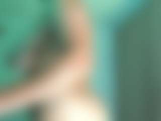 Live cam show with SinthiaCollins - Ass Clapping on SinfulBabes