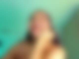 Live cam show with SinthiaCollins - Tease on Milfs Live