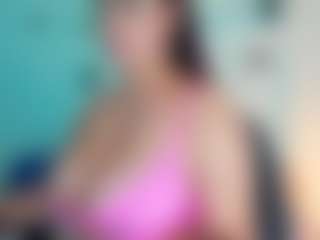 SinthiaCollins MILF webcam performer live streaming