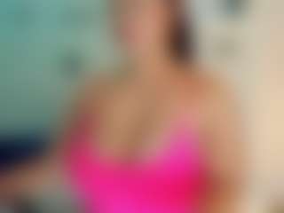 Live cam show with SinthiaCollins - Lovense Middle Aged on livesexfox.com