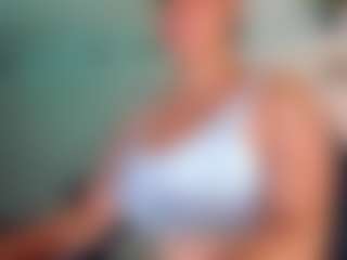 Live cam show with SinthiaCollins - Control on Camsoda