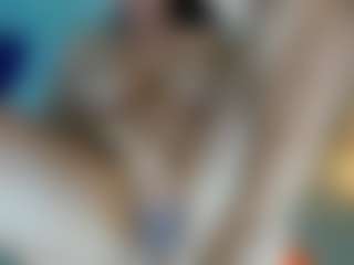 Live cam show with SinthiaCollins - Flirt MILF on Camsoda
