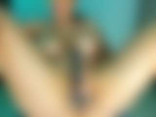 Live cam show with SinthiaCollins - Big Tits Mature on TottyGirls