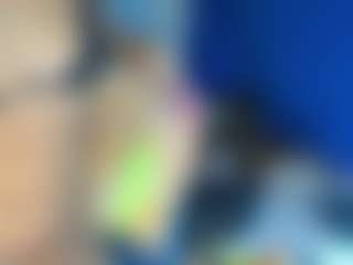 Live cam show with chantellebony - Teen (18+) on Dare Cams