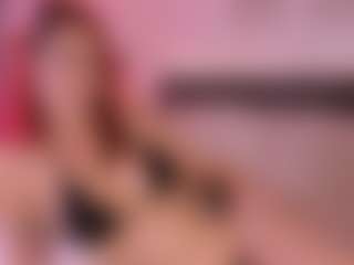 Live cam show with Gaiia Rosse - MILF on xDating