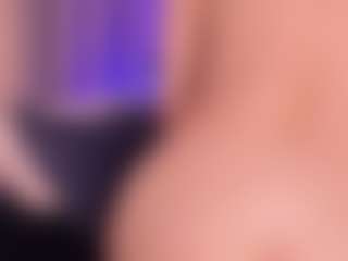 Live cam show with Gaiia Rosse - HD on Camsoda