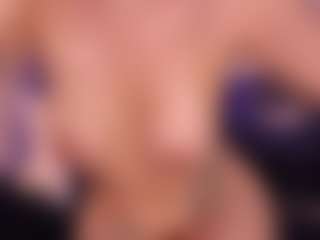 Live cam show with Gaiia Rosse - Tease BBW on Camsoda