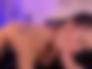 Live cam show with Gaiia Rosse - Butt Plug on Camsoda