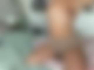 jadebay's Live Sex Cam Show