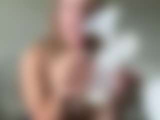 Live cam show with jadebay - Public MILF on Dare Cams
