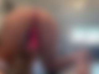 jadebay's Live Sex Cam Show