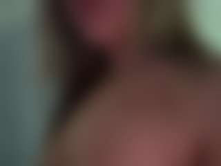 jadebay's Live Sex Cam Show
