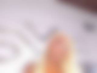 Live cam show with LexiieGrey - Strip Ebony on CamSodaAdn | colombia