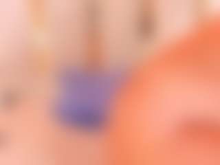Live cam show with Lia obrien - Bikini on xDating