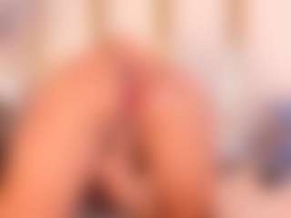 Live cam show with Lia obrien - Public on TastyBlacksLive