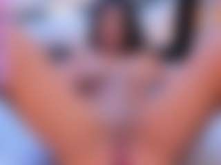 Live cam show with Lia obrien - Fetish on Milfs Live