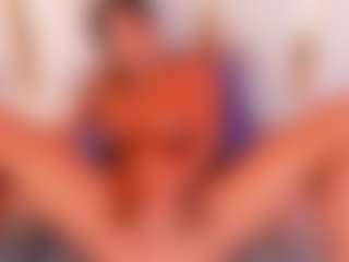 Live cam show with Lia obrien - Butt Plug on Stripli.com