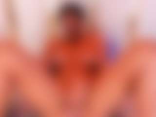 Live cam show with Lia obrien - Public on eurowanks.com