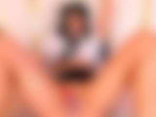 Live cam show with Lia obrien - Shaved Pussy Teen (18+) on TastyBlacksLive