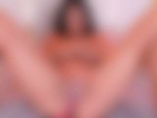 Live cam show with Lia obrien - Fingers on sexylive.show
