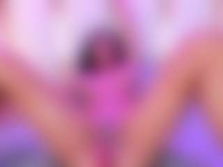Live cam show with Lia obrien - Average on CamwithHer