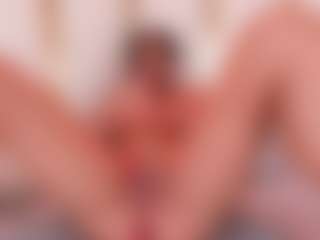 Live cam show with Lia obrien - Butt Plug on Fapmatic.com