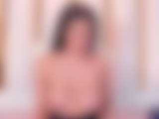 Live cam show with Lia obrien - Lush on madthumbs