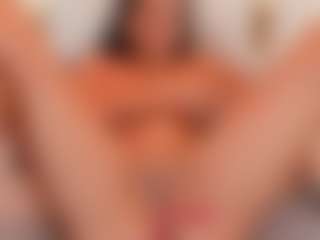 Live cam show with Lia obrien - Latina on SinfulBabes