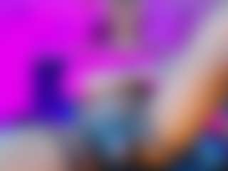 Live cam show with Rossi-gil - Small Tits on liverealitysex.com